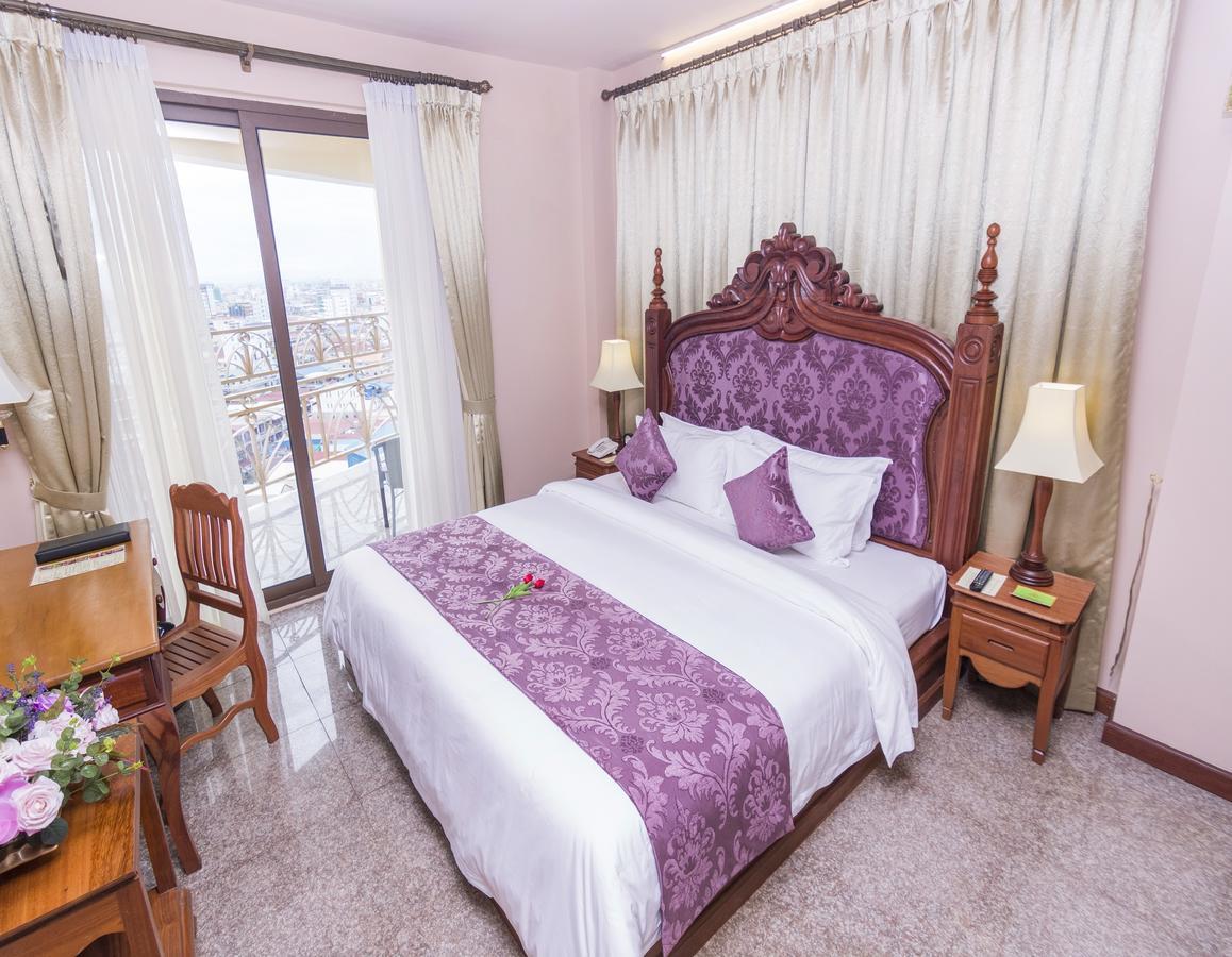 Phnom Penh Era Hotel Zimmer foto